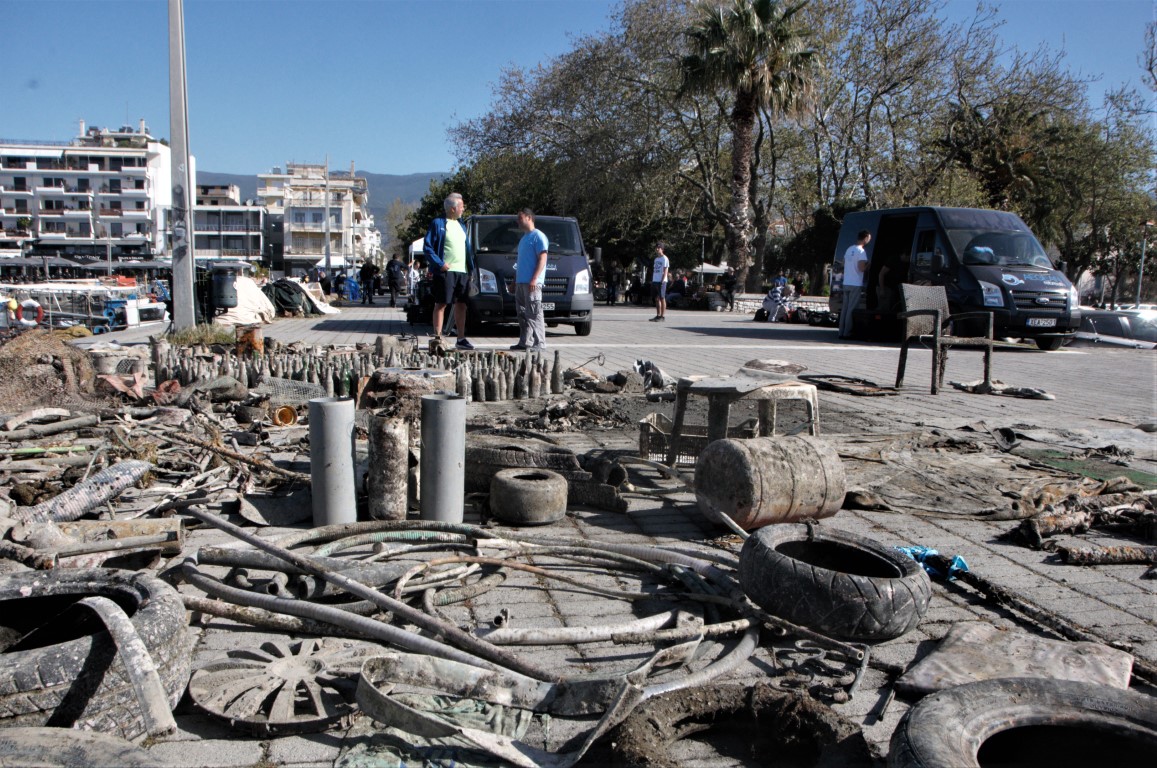 Υποβρύχιος καθαρισμός στο λιμάνι Καλαμάτας και εγκατάσταση Σταθμού Συλλογής Θαλάσσιων Απορριμμάτων 11