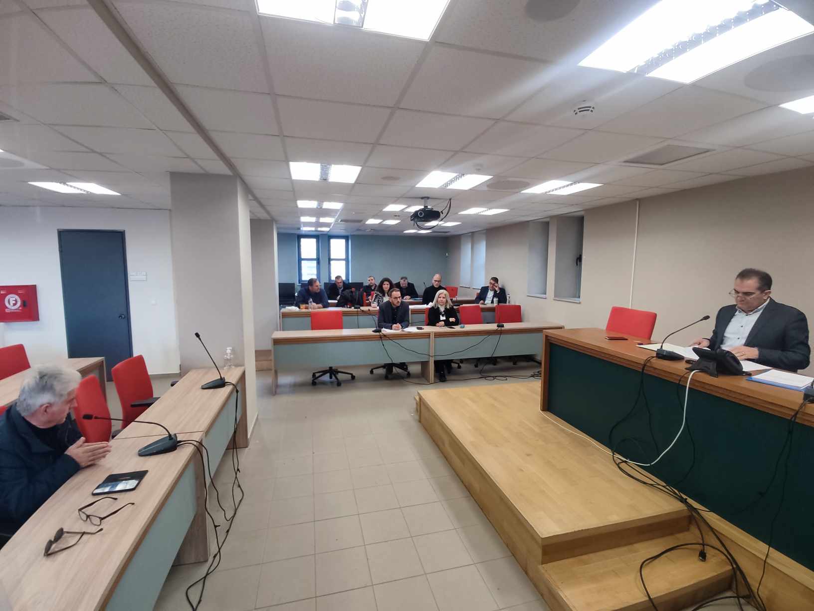 Φωτογραφία από την τελευταία συνεδρίαση της Δημοτικής Επιτροπής