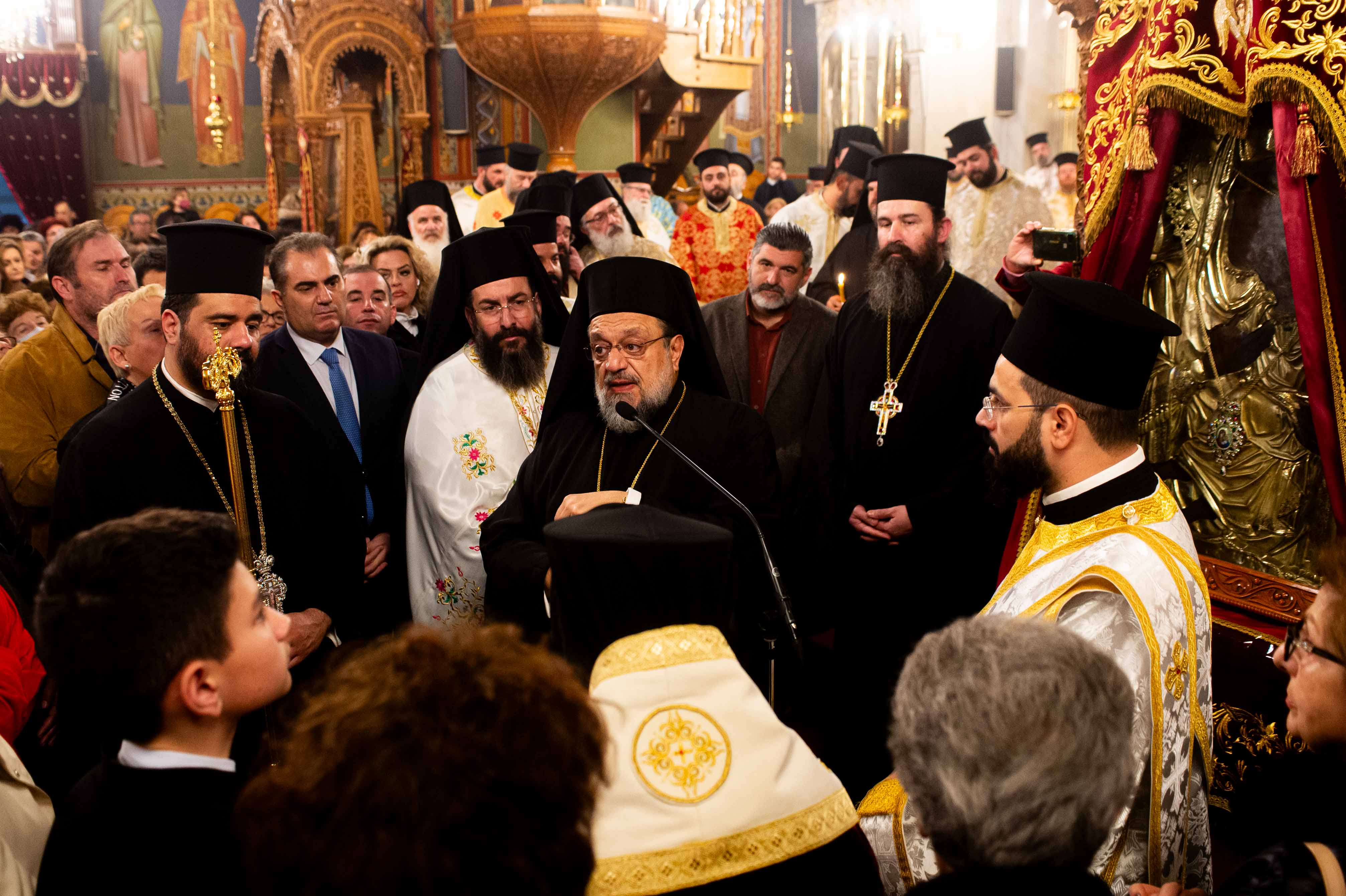 Φωτογραφία από ενθρόνιση Ιεράς Εικόνας
