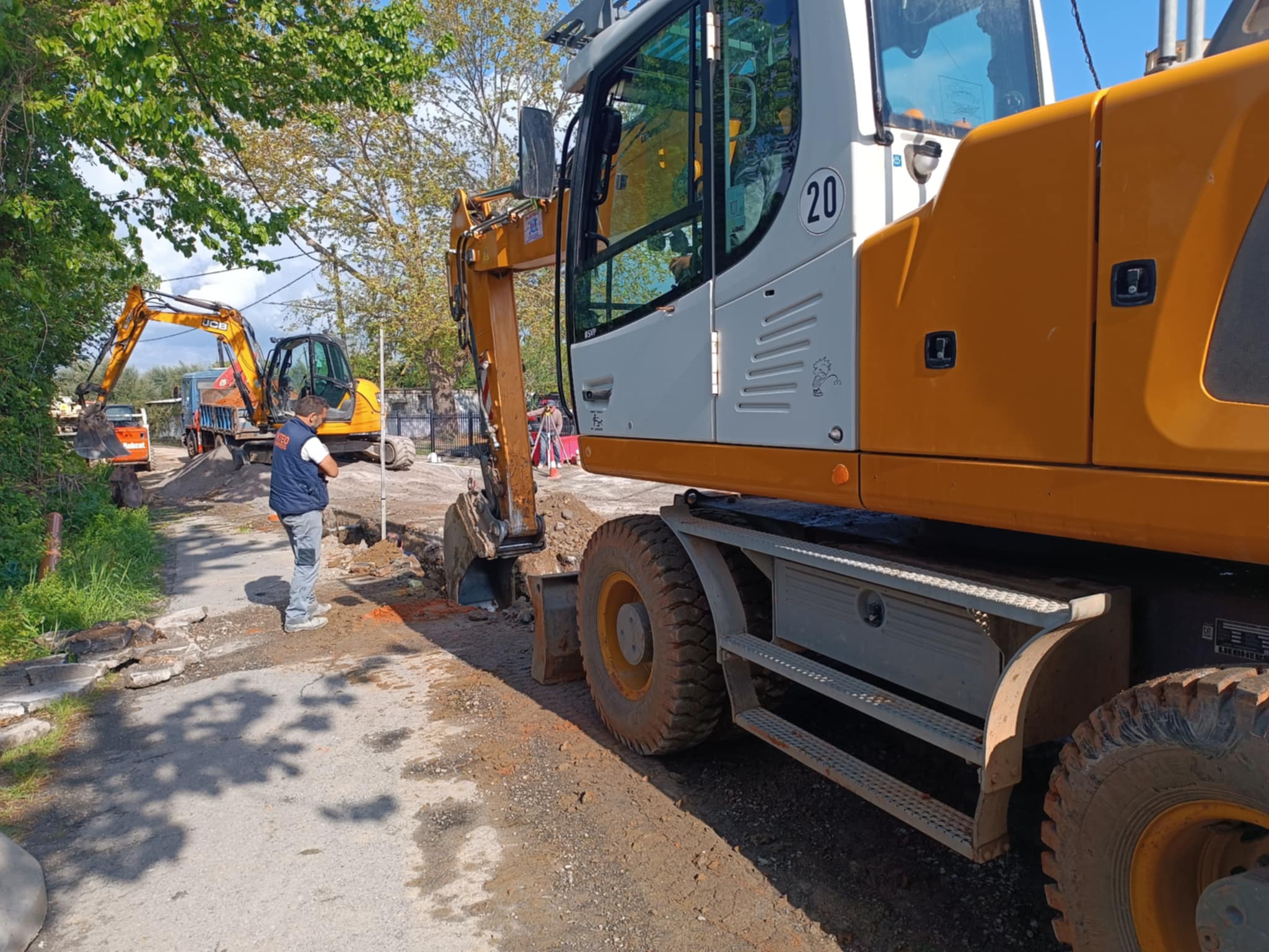 μικρομανη εργο ακαθαρτα 3