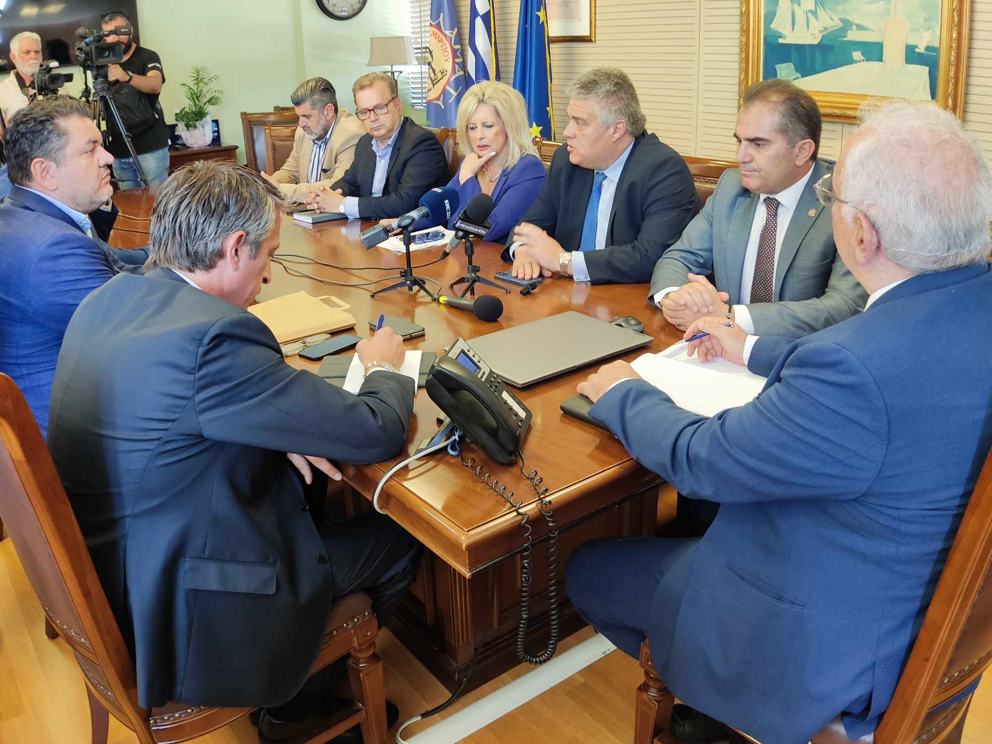 βασιλοπουλος χιονιδης δημαρχειο καλαματα 3