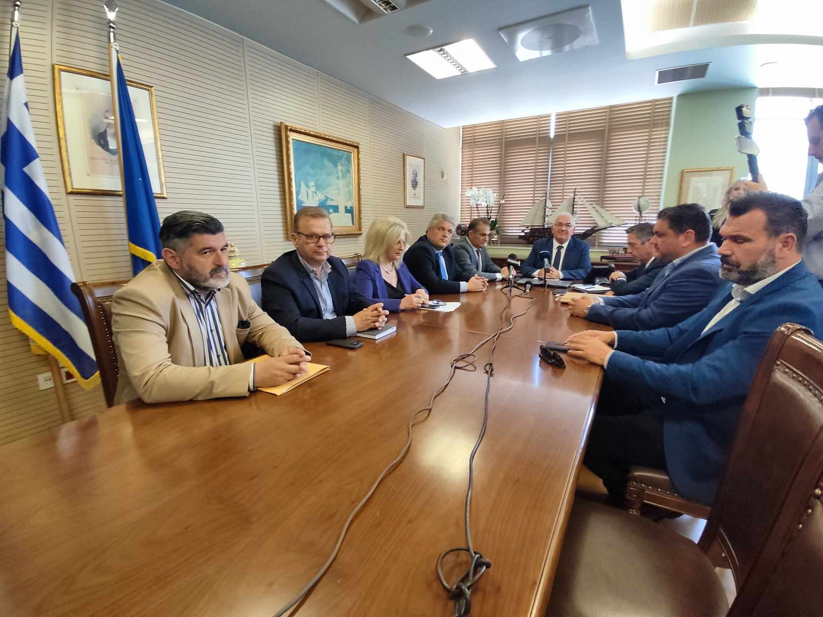 βασιλοπουλος χιονιδης δημαρχειο καλαματα 4