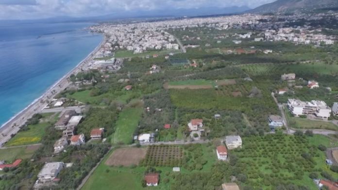 paraliako metwpo kai krhths apo psila kalamata